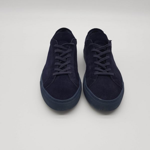 common projects sneaker blau